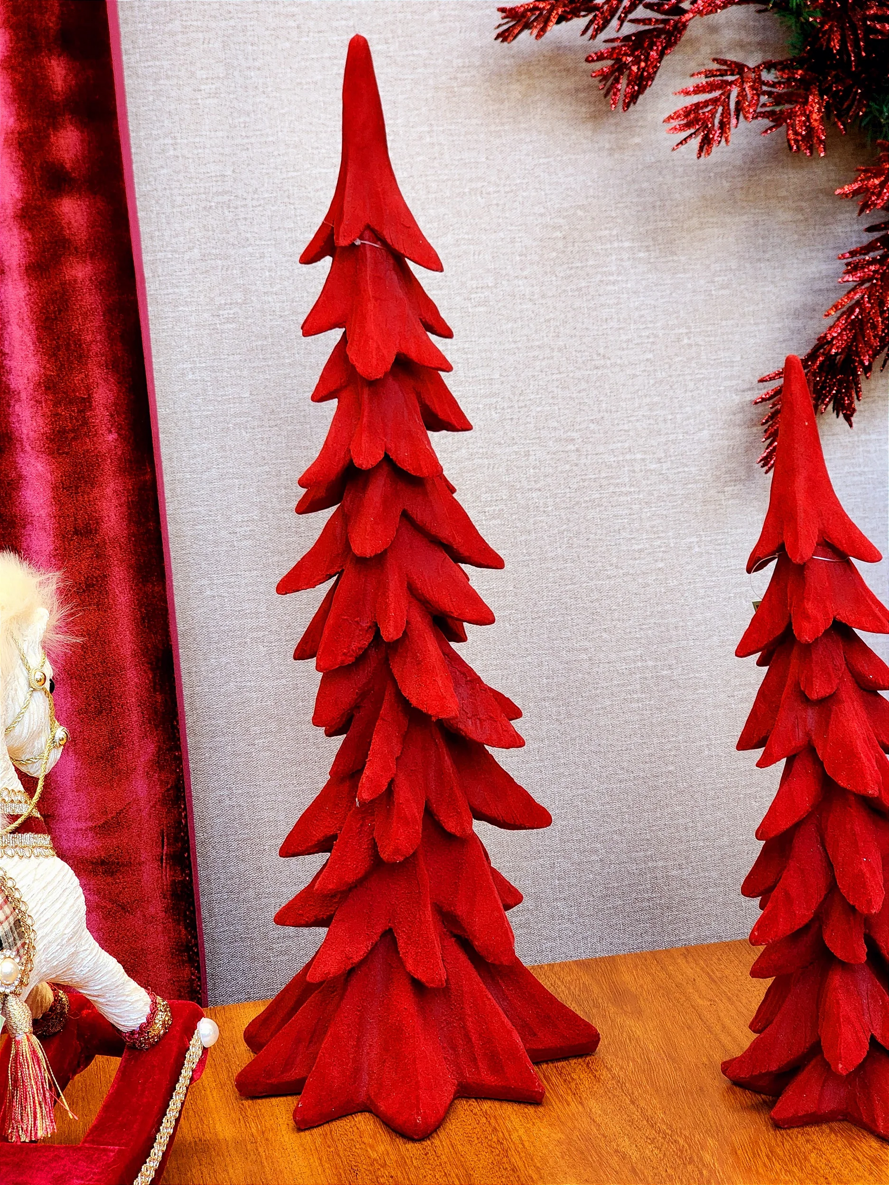 Árvore em resina Veludo vermelho 62cm