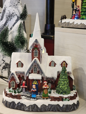 Cenário Vila natalina com arvore e coral 31cm