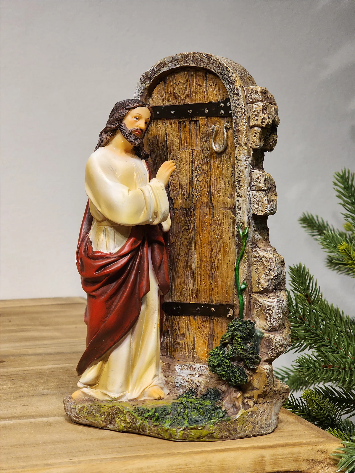 Jesus batendo em porta 22cm