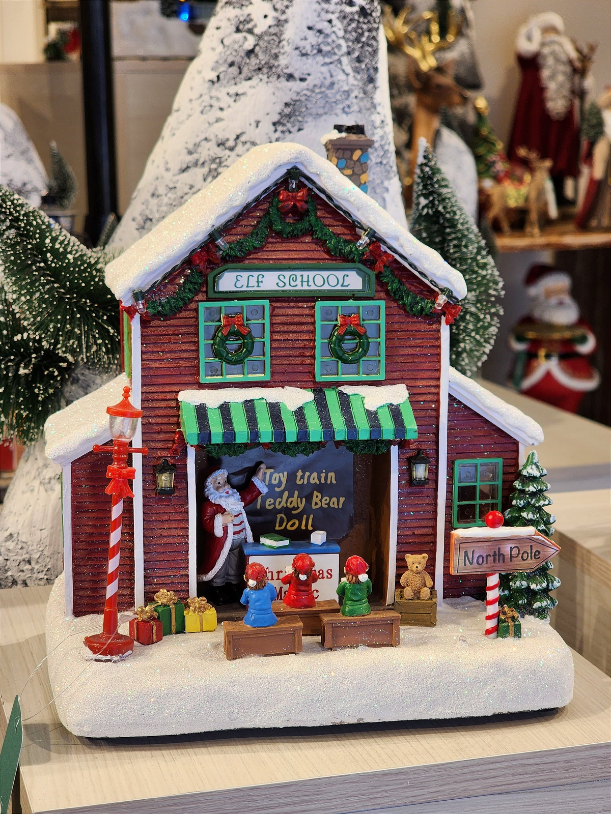 Cenário Vila Natalina Escola de Elfo 23cm