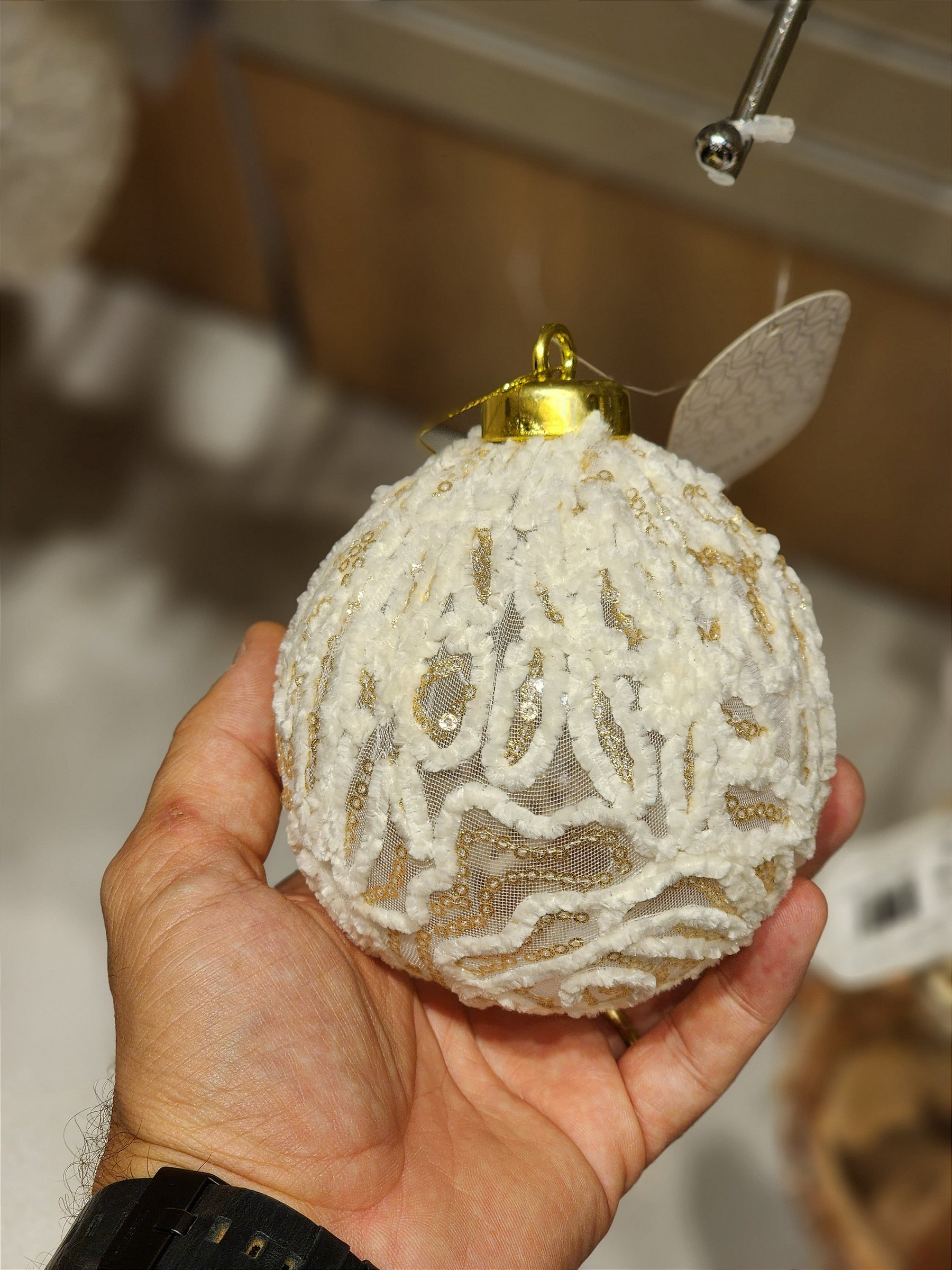 Bola Decorada Branca 10cm 3 unidades