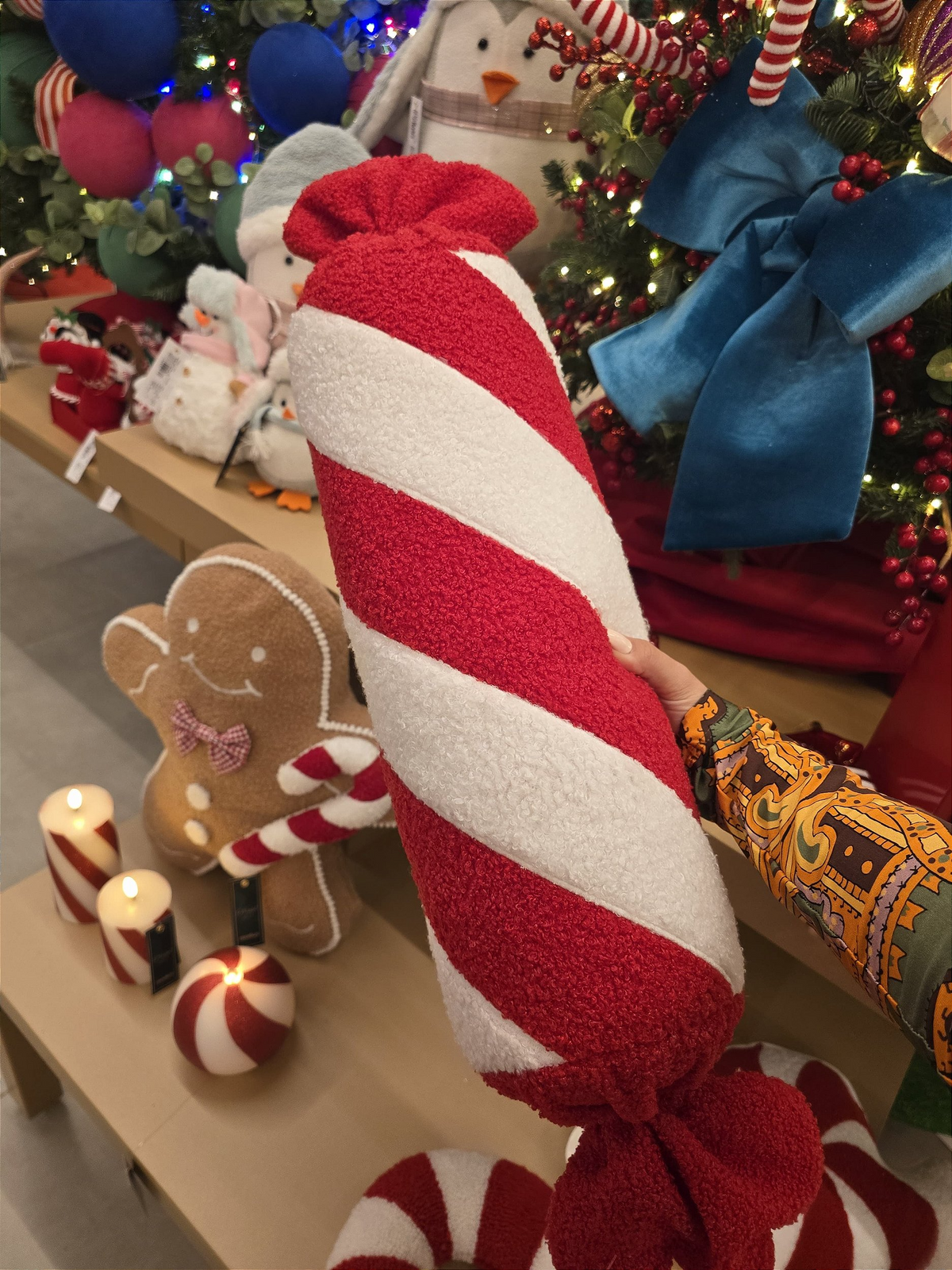 Almofada Candy Cane Vermelho e Branca 40cm