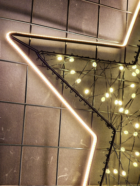 Estrela decorativo com led Warm 35cm bivolt