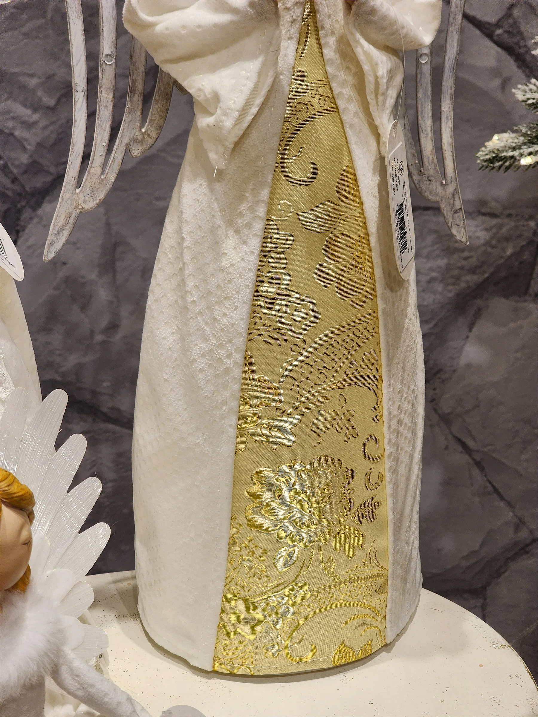 Anjo em resina com Luz branco e dourado 56cm