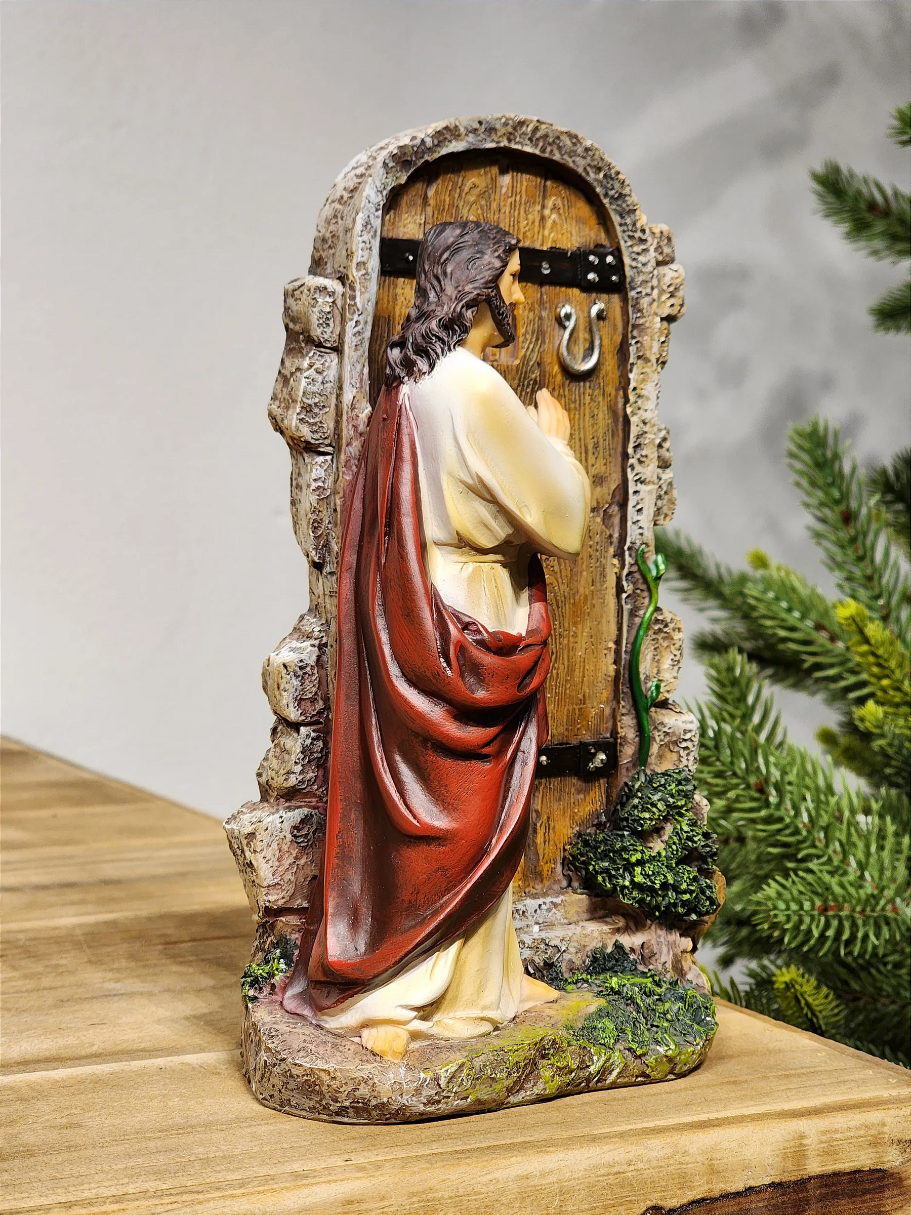 Jesus batendo em porta 22cm