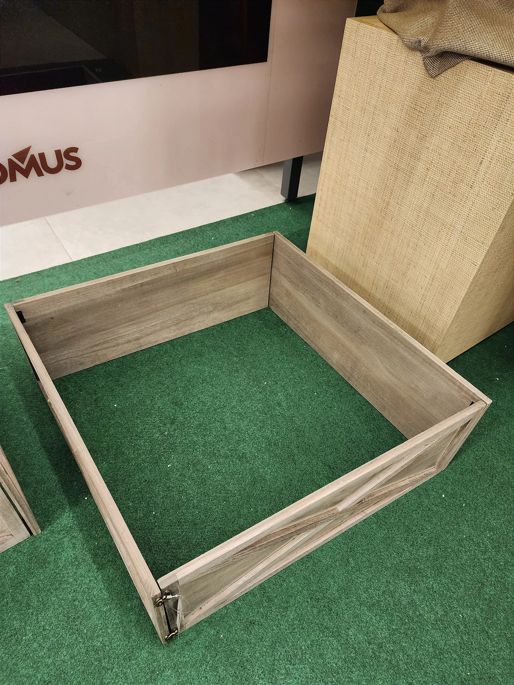 Saia Rígida para Árvore de Natal madeira Rustica 68cm