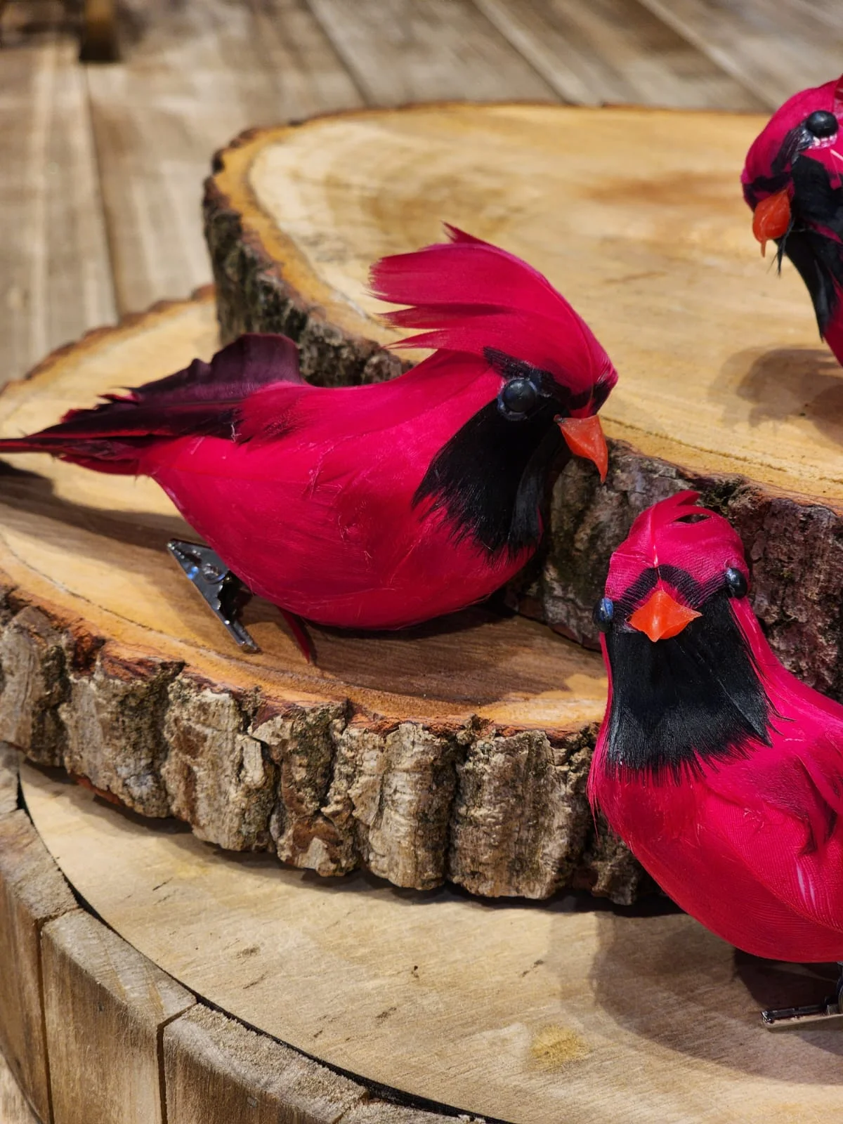 Trio de pássaros vermelhos 18cm