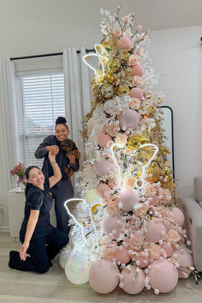 Árvore Rosé Luxo com Flores, Dourado & Borboletas de LED